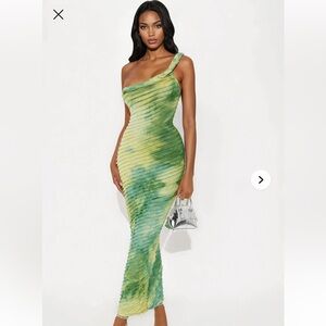Fashion Nova Maylee Green Dress